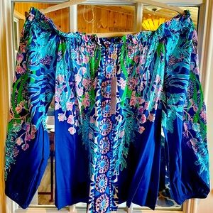 Lilly Pulitzer off the shoulder top. NWT- large